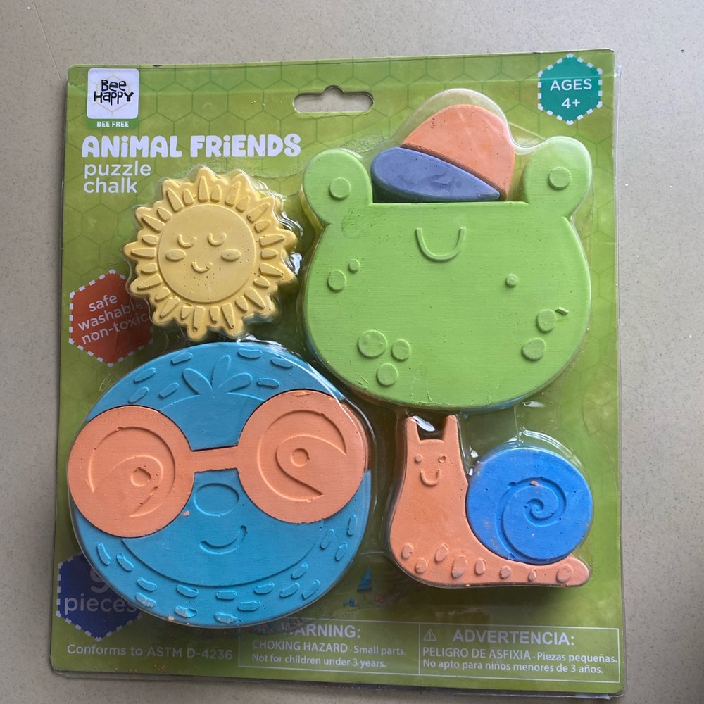 Kids animal puzzle chalk/ Disney activity egg - Picture 1 of 7